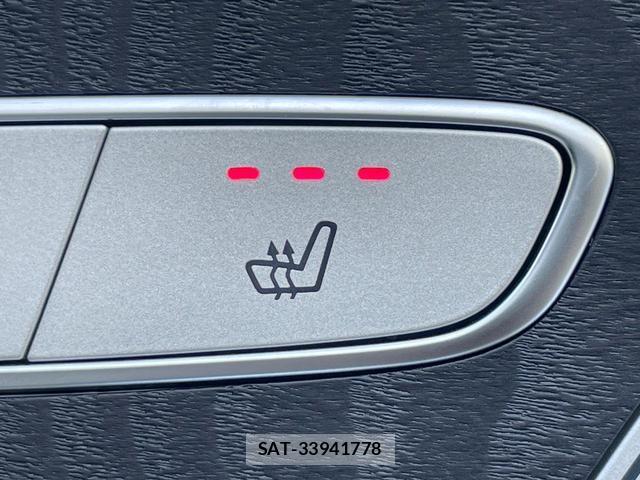 Mercedes Benz C-CLASS 2019-01 8379555-6