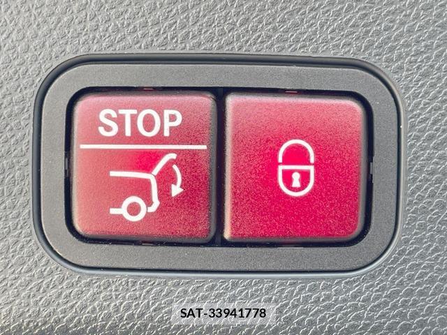 Mercedes Benz C-CLASS 2019-01 8379555-7