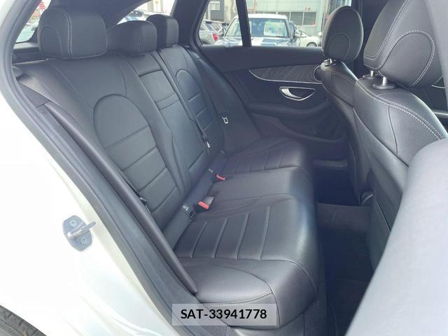 Mercedes Benz C-CLASS 2019-01 8379555-9