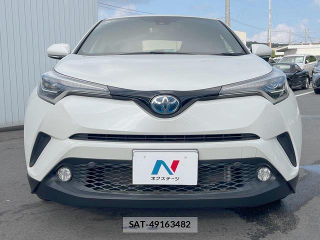 Toyota C-HR 2018-03 8378606-13