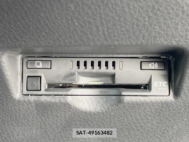 Toyota C-HR 2018-03 8378606-4