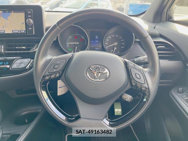 Toyota C-HR 2018-03 8378606-7