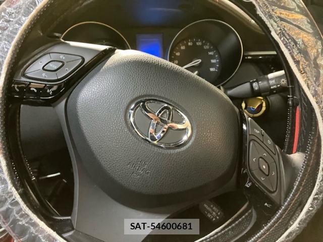 Toyota C-HR 2018-08 8379009-14