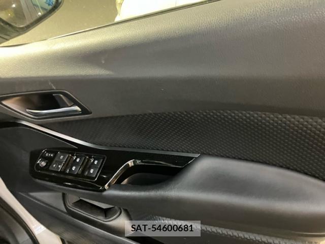 Toyota C-HR 2018-08 8379009-9