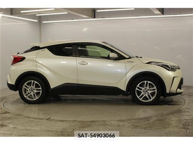 Toyota C-HR 2020-08 8380074-3