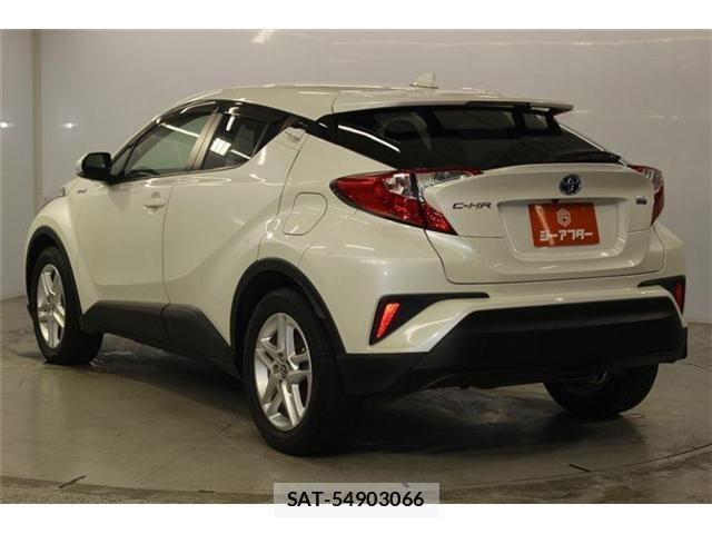 Toyota C-HR 2020-08 8380074-6