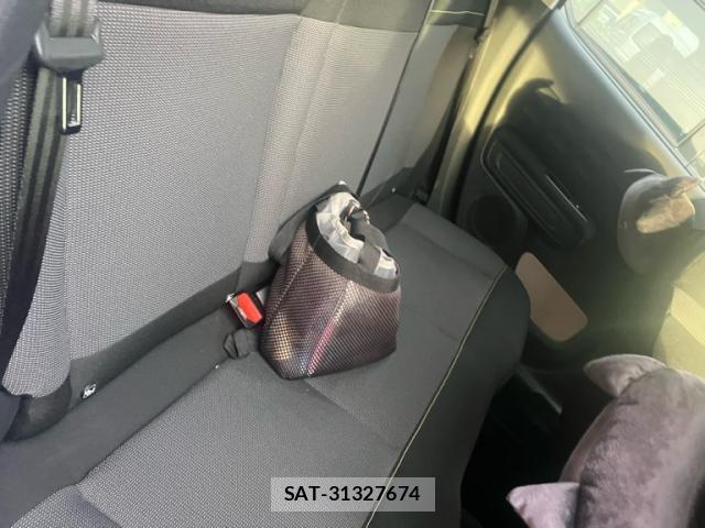 Citroen C3 2018-02 8380306-3