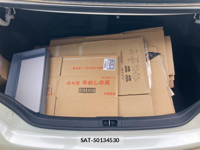 Toyota CAMRY 2011-12 8379085-14