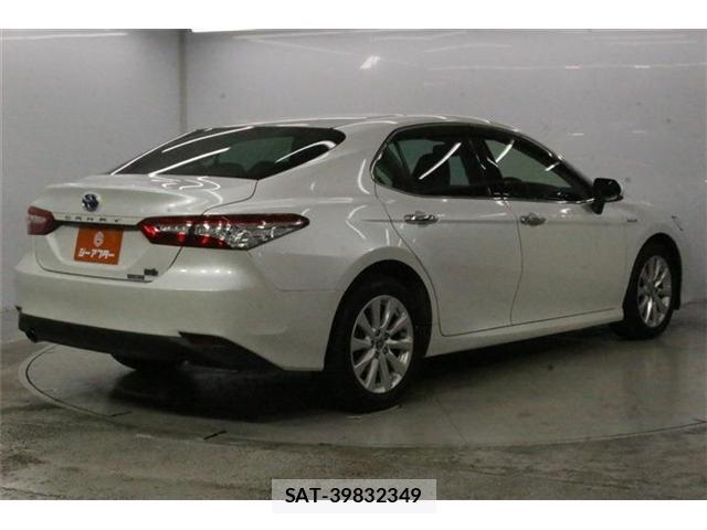 Toyota CAMRY 2017-10 8380080-3