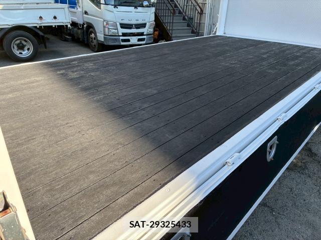 MITSUBISHI FUSO CANTER 2014-11 8379360-7