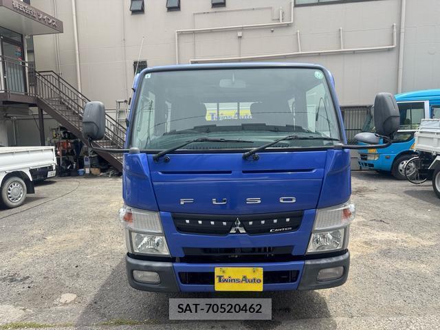 MITSUBISHI FUSO CANTER 2013-06 8379373-1