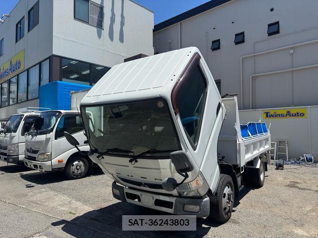 MITSUBISHI FUSO CANTER 2016-10 8379386-2