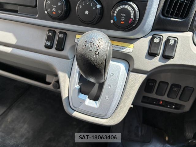 MITSUBISHI FUSO CANTER 2022-09 8379388-6