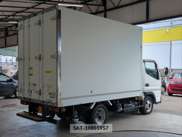 MITSUBISHI FUSO CANTER 2016-12 8379761-1