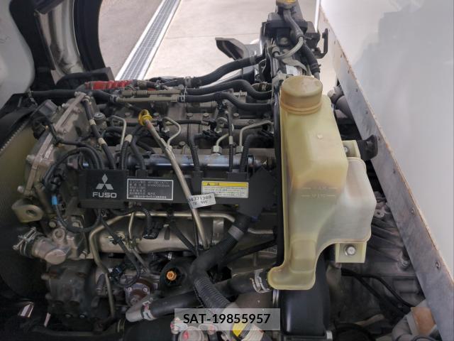 MITSUBISHI FUSO CANTER 2016-12 8379761-7