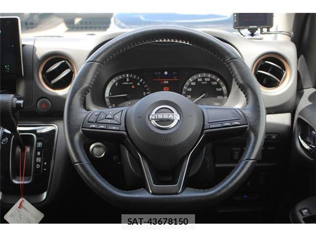 Nissan Caravan 2022-08 8379664-3