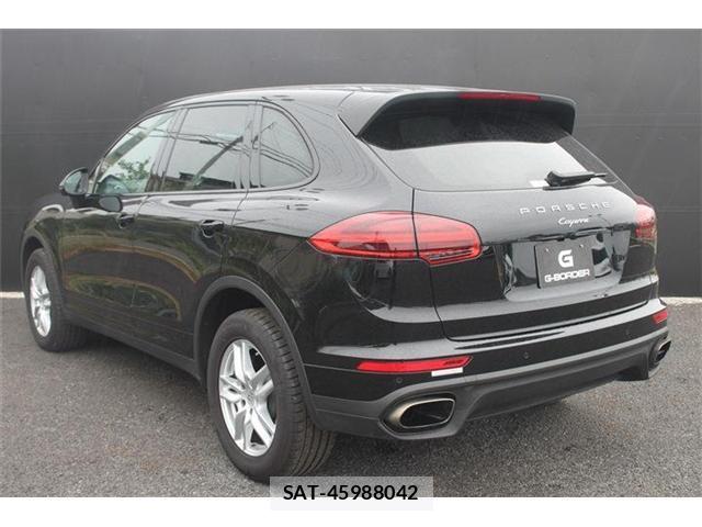 Porsche CAYENNE 2015-07 8379732-18