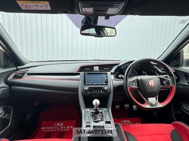 Honda CIVIC 2019-09 8379636-1