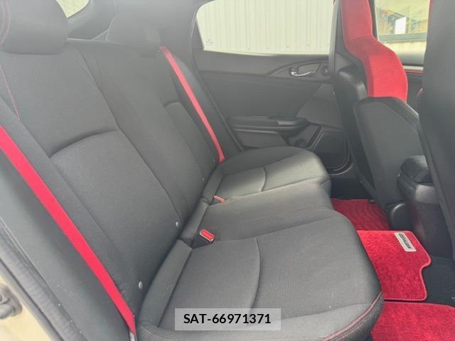 Honda CIVIC 2019-09 8379636-3