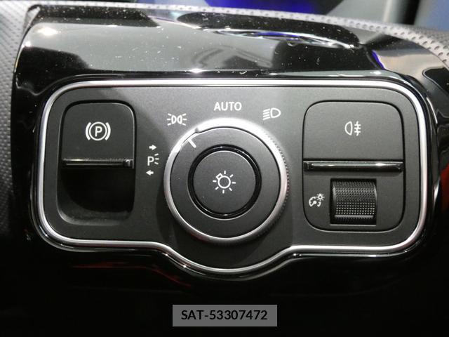 Mercedes Benz CLA-CLASS 2023-11 8379854-14