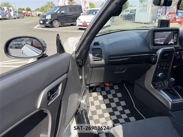 Daihatsu COPEN 2019-10 8379429-11