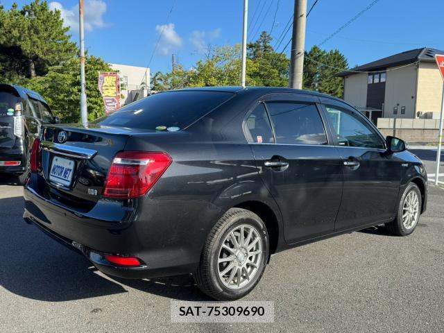 Toyota COROLLA AXIO 2018-06 8378589-1