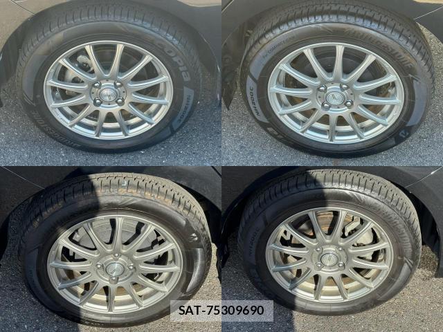 Toyota COROLLA AXIO 2018-06 8378589-8