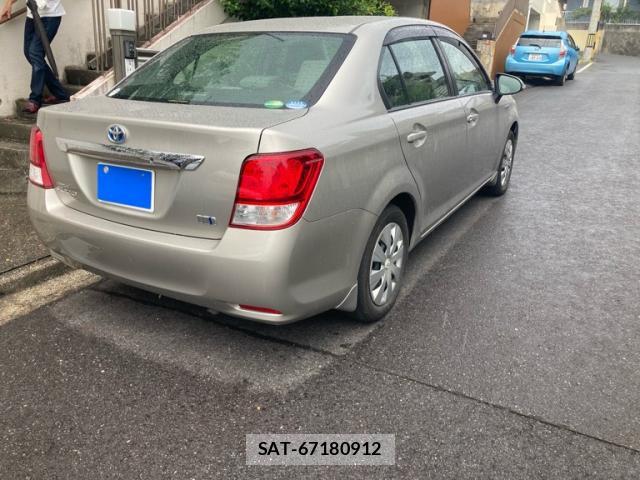 Toyota COROLLA AXIO 2013-09 8378935-4