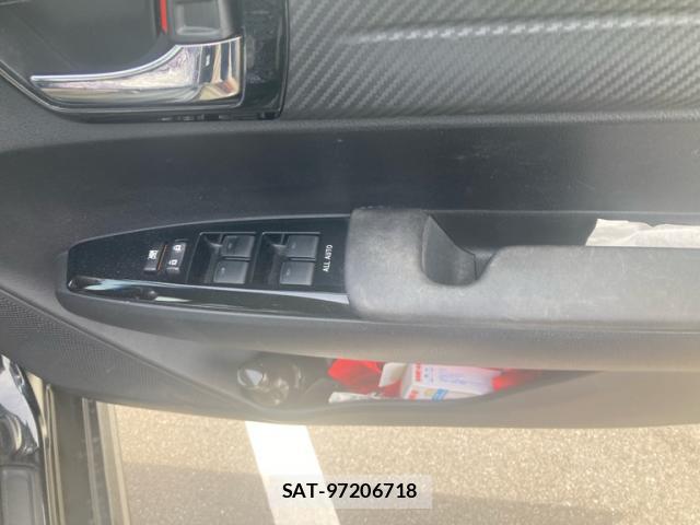 Toyota COROLLA FIELDER 2013-11 8379583-14