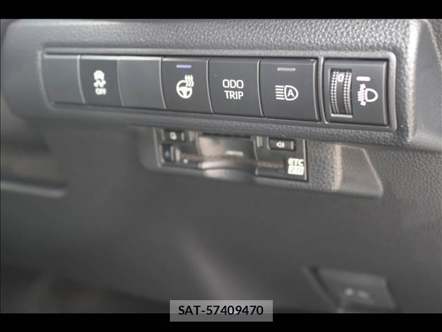 Toyota COROLLA TOURING 2023-06 8379983-4