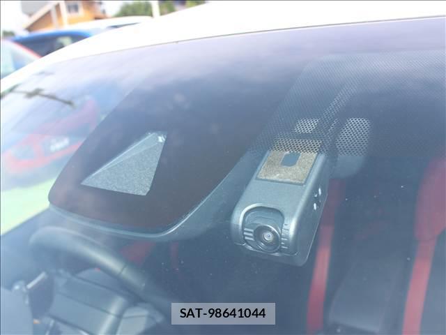 Toyota COROLLA SPORT 2018-11 8378964-5