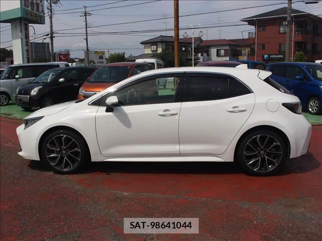 Toyota COROLLA SPORT 2018-11 8378964-7