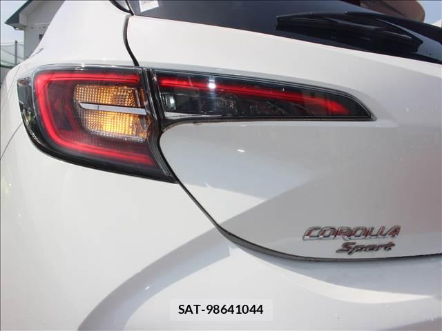 Toyota COROLLA SPORT 2018-11 8378964-8