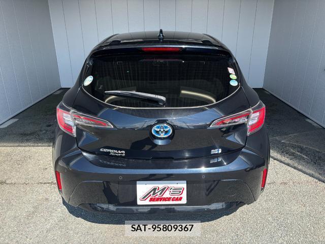 Toyota COROLLA SPORT 2019-06 8379172-10