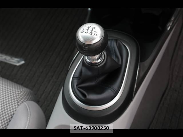 Honda CR-Z 2010-03 8380155-14