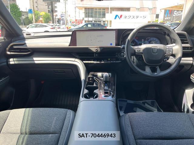 Toyota Crown Crossover 2024-11 8378879-1