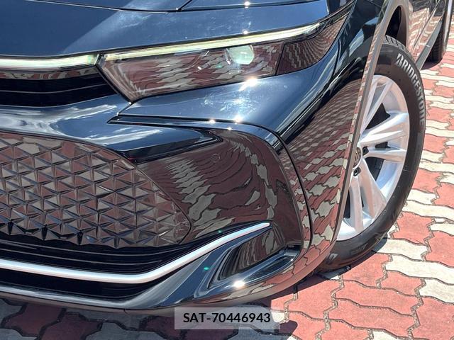 Toyota Crown Crossover 2024-11 8378879-11