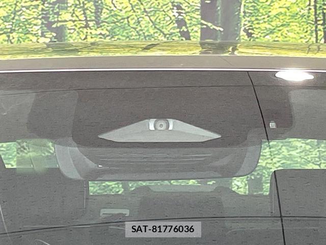 Toyota Crown Crossover 2023-06 8379936-4