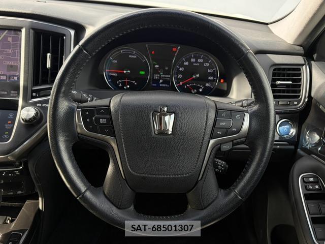Toyota CROWN HYBRID 2013-07 8379513-15