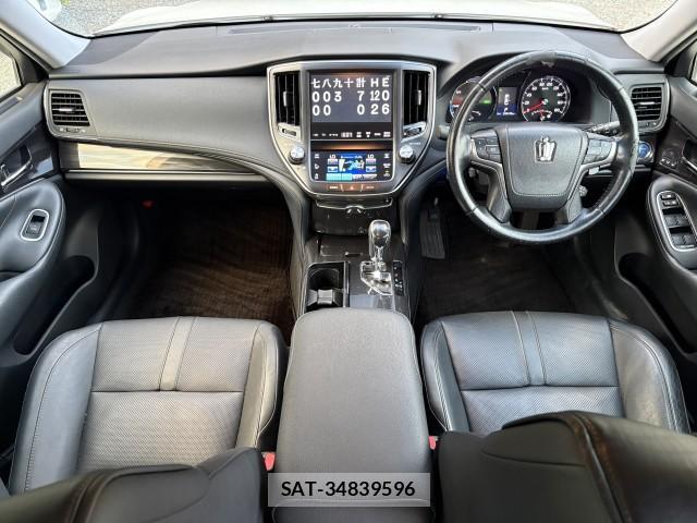 Toyota CROWN HYBRID 2015-03 8380088-1