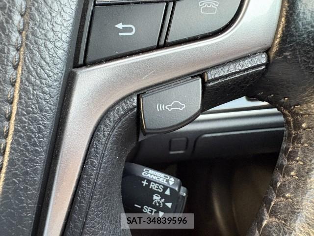 Toyota CROWN HYBRID 2015-03 8380088-2