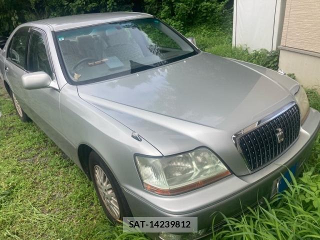 Toyota CROWN MAJESTA 2001-09 8379074-1