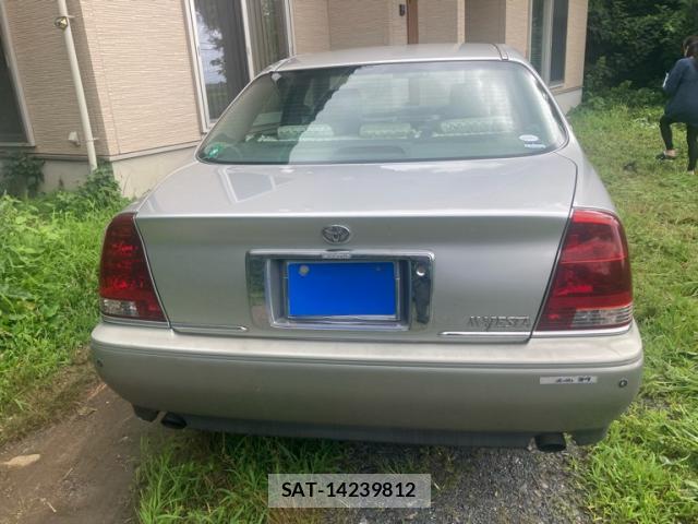 Toyota CROWN MAJESTA 2001-09 8379074-2