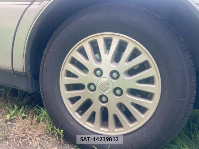 Toyota CROWN MAJESTA 2001-09 8379074-4