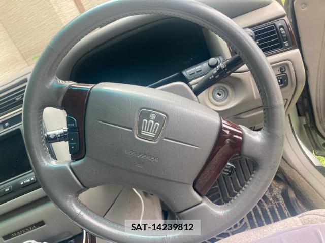 Toyota CROWN MAJESTA 2001-09 8379074-9