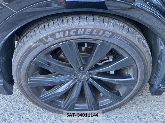 Toyota CROWN 2024-03 8378670-13