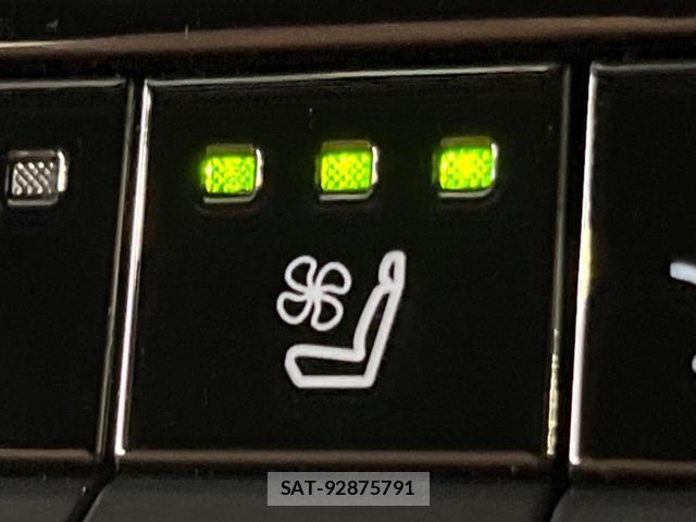 Toyota CROWN 2024-10 8378710-6