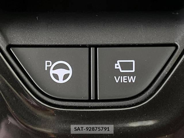 Toyota CROWN 2024-10 8378710-7