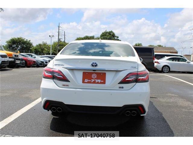 Toyota CROWN 2019-07 8379682-10