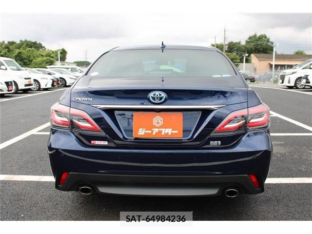 Toyota CROWN 2020-06 8379726-9
